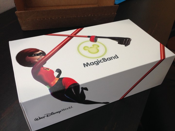 What's inside the package? A very stylish souvenir box.