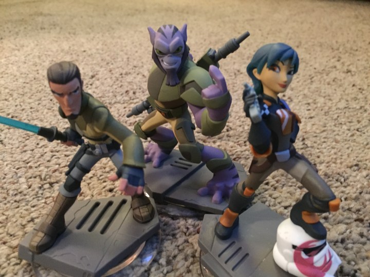 Star Wars Rebels characters can be played in the Twilight of the Republic playset adding extra hours of fun